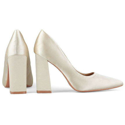 Sustainable Leather Pointed Toe Heeled Pumps - Timeless Elegance! - Très Elite