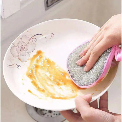 Sustainable Scrubbing Solutions: The Green Dual-Action Cleanser - Très Elite