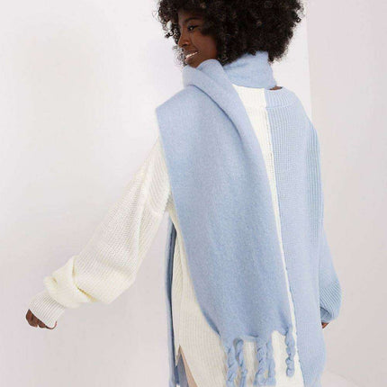 Tassel-Trimmed Cozy Winter Wrap - Stylish Versatile Scarf - Très Elite