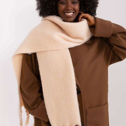 Tassel-Trimmed Cozy Winter Wrap - Stylish Versatile Scarf - Très Elite