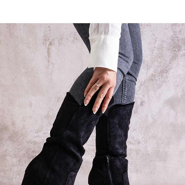 Thigh-Hight Boots model 205809