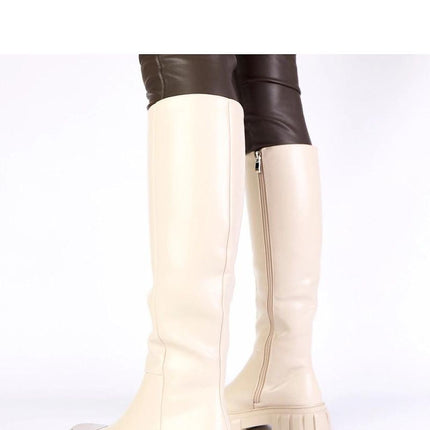Thigh-Hight Boots model 222053 - Très Elite