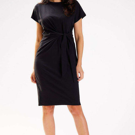 Timeless Allure Midi Dress - Très Elite