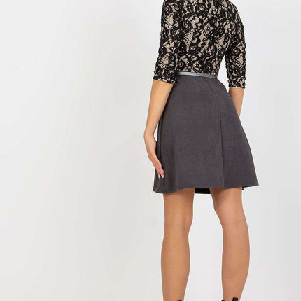 Timeless Grace: Lakerta Lace Evening Gown - Très Elite