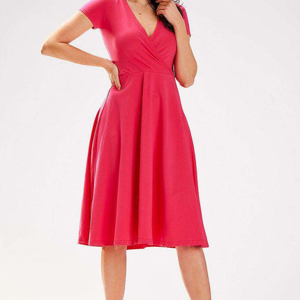 Timeless Grace Midi Dress - Très Elite