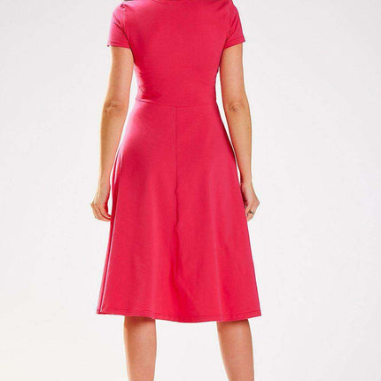 Timeless Grace Midi Dress - Très Elite