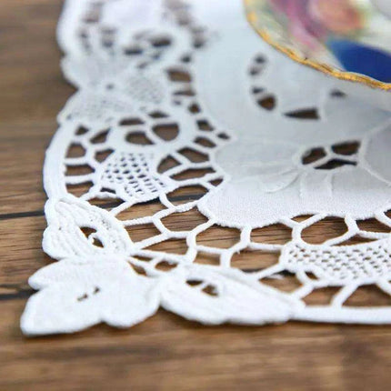 Timeless Handcrafted Cotton Lace Placemats - Vintage Elegance Set - Très Elite