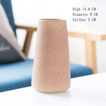 Timeless Nordic Charm: Exquisite Handcrafted Ceramic Vase for Lasting Elegance- Très Elite- Très Elite