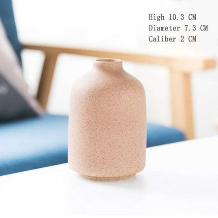 Timeless Nordic Charm: Exquisite Handcrafted Ceramic Vase for Lasting Elegance- Très Elite- Très Elite