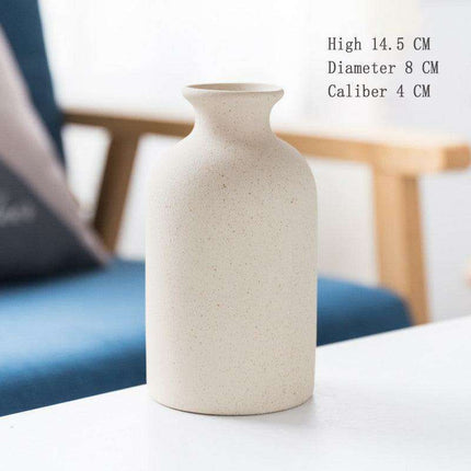 Timeless Nordic Charm: Exquisite Handcrafted Ceramic Vase for Lasting Elegance - Très Elite