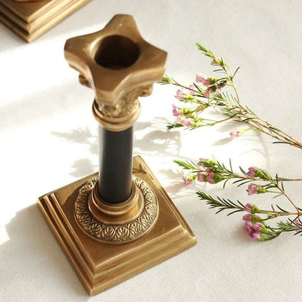 Timeless Vintage Brass Candle Holders - European Elegance for Intimate Dinners and Home Styling - Très Elite