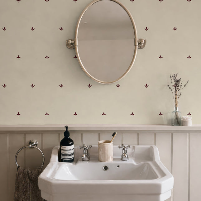 Wallcolors Tapeta Tiny Clover Wallpaper - Durable, Eco-Friendly Design