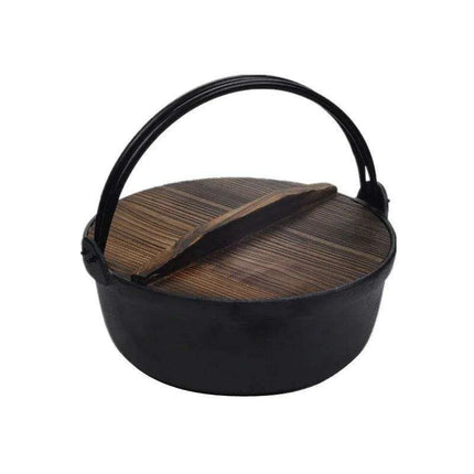 Traditional Japanese Cast Iron Sukiyaki Pot - Elevate Your Home Cooking Experience - Très Elite