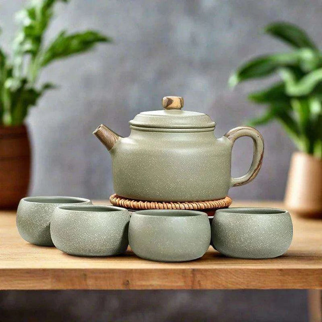 Tranquil Elegance: Handcrafted 5-Piece Serenity Purple Clay Tea Set for the Ultimate Tea Experience - Très Elite