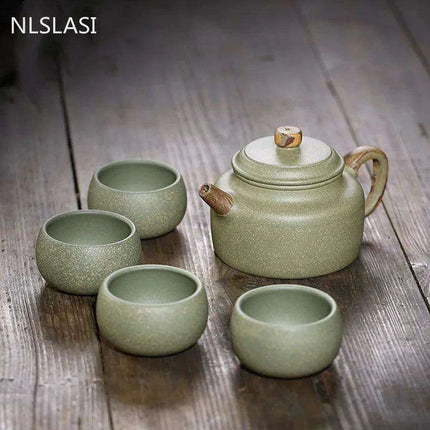 Tranquil Elegance: Handcrafted 5-Piece Serenity Purple Clay Tea Set for the Ultimate Tea Experience - Très Elite