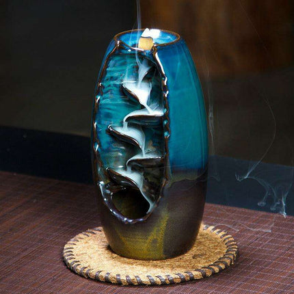 Tranquil Lotus Blossom Ceramic Backflow Incense Burner - Handcrafted Aromatherapy Furnace Artisan Elegance - Très Elite