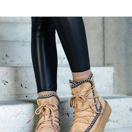 Trapper shoes model 204705 - Très Elite
