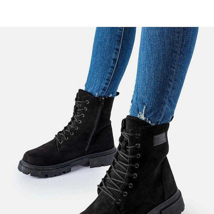 Trapper shoes model 204757 - Très Elite