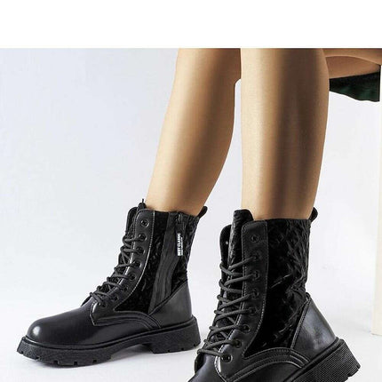 Trapper shoes model 204827 - Très Elite