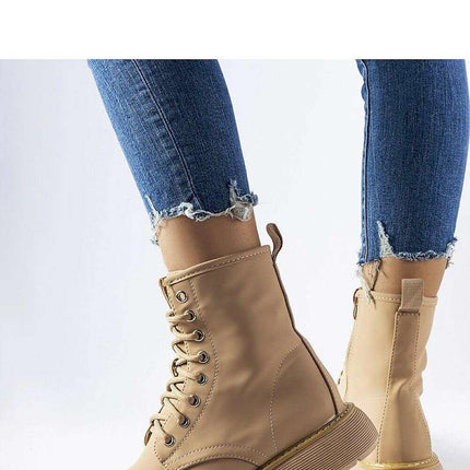 Trapper shoes model 204832 - Très Elite