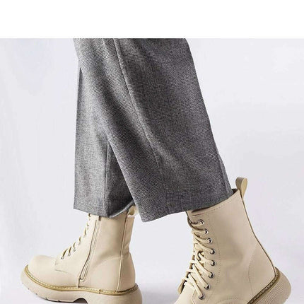 Trapper shoes model 204832 - Très Elite