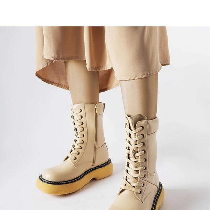 Trapper shoes model 205867 - Très Elite