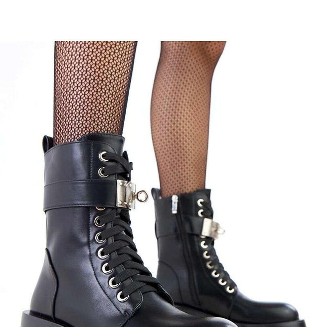 Trapper shoes model 218818 - Très Elite