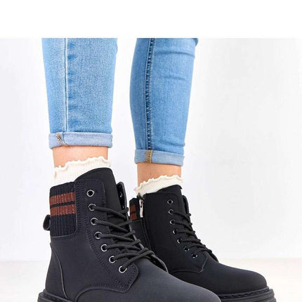 Trapper shoes model 219420 - Très Elite