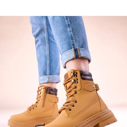 Trapper shoes model 222374 - Très Elite