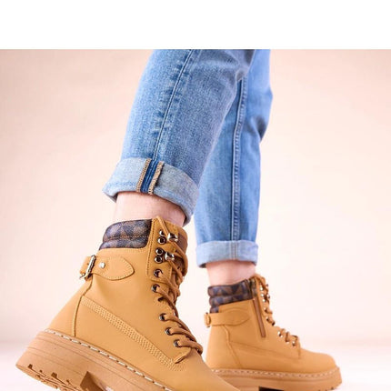 Trapper shoes model 222374 - Très Elite