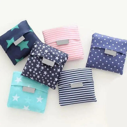 Travel Smart: Elegant Portable Tote for the Modern Explorer