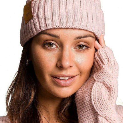 Trendy Acrylic Knit Beanie with Stylish Faux-Leather Face Detail - Très Elite