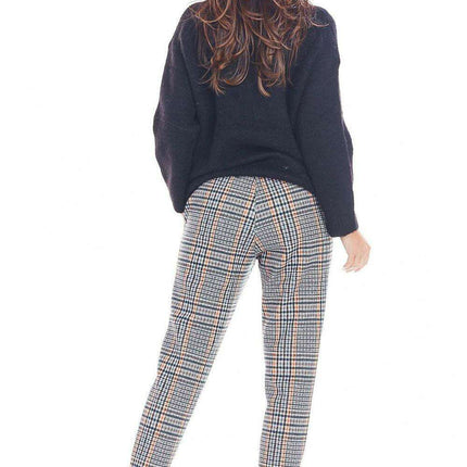Trendy Checkered Trousers for Women: Fashionable and Versatile Pants - Très Elite