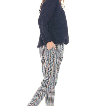 Trendy Checkered Trousers for Women: Fashionable and Versatile Pants - Très Elite