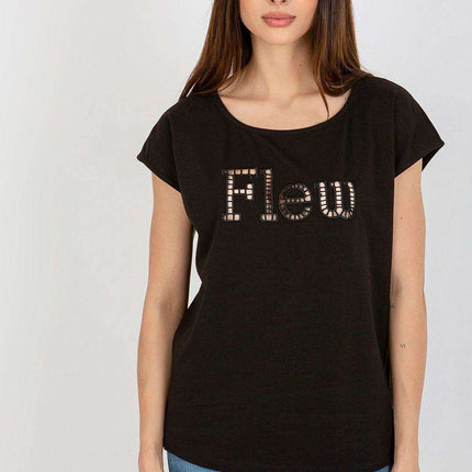 Trendy Cut-Out T-Shirt for Fashion-Forward Women