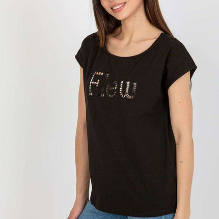 Trendy Cut-Out T-Shirt for Fashion-Forward Women - Très Elite