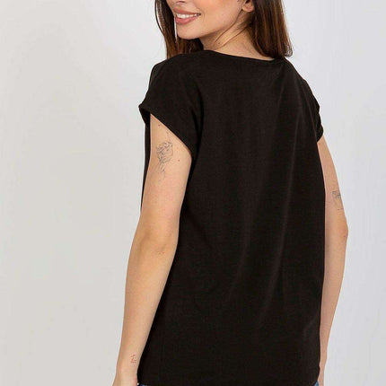 Trendy Cut-Out T-Shirt for Fashion-Forward Women - Très Elite