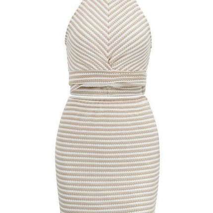 Trendy Halter Neck Crop Top and Skirt Set - Stylish Summer Ensemble - Très Elite