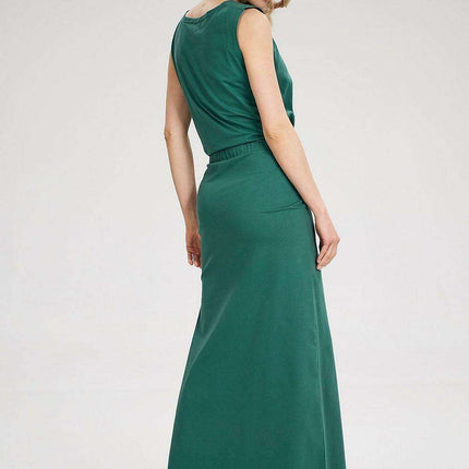 Trendy Knee-Length Cotton Skirt with Stylish Side Slit - Modern Maxi Essential - Très Elite
