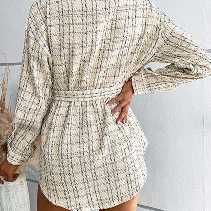 Trendy Lightweight Plaid Blazer for Women - Versatile for Any Event - Très Elite