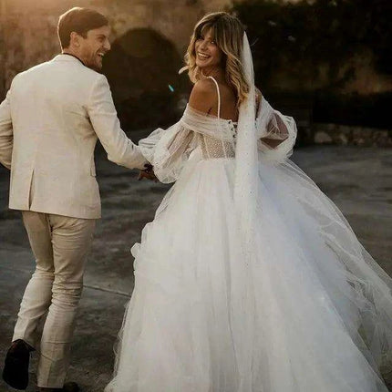 3 Meter Elegant Three-Layer Tulle Cathedral Veil with Metal Comb - Perfect Bridal Accessory