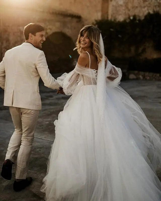3 Meter Elegant Three-Layer Tulle Cathedral Veil with Metal Comb - Perfect Bridal Accessory