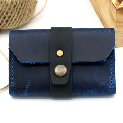 Kalalau Handcrafted Leather Belt-Mounted Card Holder for Timeless Elegance