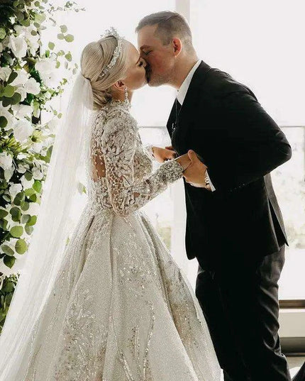 3 Meter Elegant Three-Layer Tulle Cathedral Veil with Metal Comb - Perfect Bridal Accessory