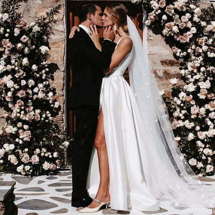 3 Meter Elegant Three-Layer Tulle Cathedral Veil with Metal Comb - Perfect Bridal Accessory