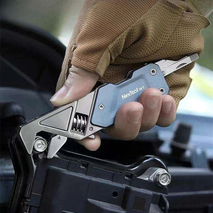 Ultimate 6-in-1 Outdoor Multi-Tool with Adjustable Wrench and Extended Reach - Très Elite