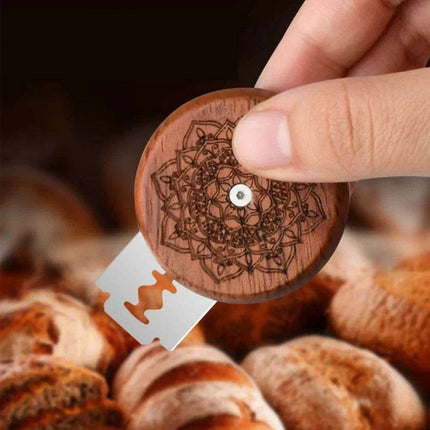Ultimate Artisan Bread Lame Kit with 5 Precision Blades and Stylish Leather Case - Très Elite