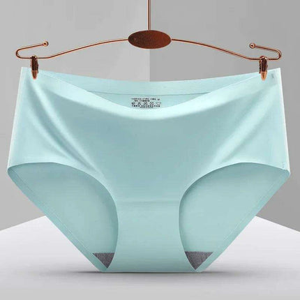 Ultimate Comfort 3-Pack Women's Seamless Hipster Briefs - Invisible Raw-Cut Underwear - Très Elite