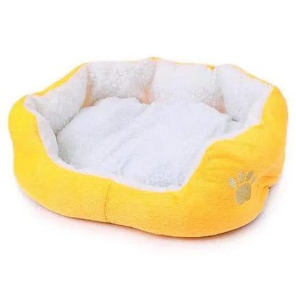 Ultimate Comfort Faux Fur Pet Bed with Raised Rim - Très Elite