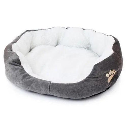 Ultimate Comfort Faux Fur Pet Bed with Raised Rim - Très Elite